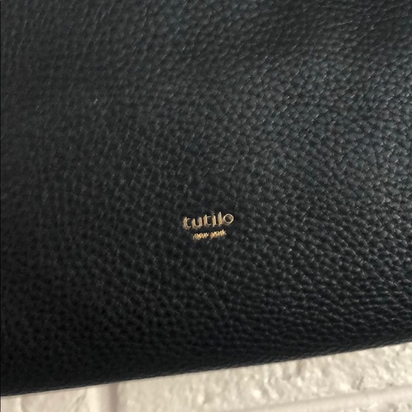 {t} tutilo Black crossbody bag/purse - Picture 3 of 6